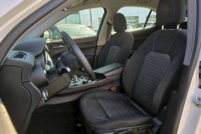 Alfa Romeo Stelvio Turbo Business Q4