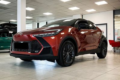 Toyota C-HR Tokyo Edition 2.0 PHEV Dynamic Force