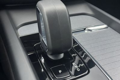 Volvo XC60 B5 B AWD Plus Dark aut