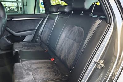 Skoda Superb 2.0 TDI SCR 4x4 Sportline DSG