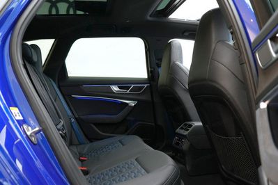 Audi A6 RS6 TFSI mHEV quattro Performance Tiptronic