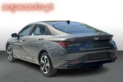 Hyundai Elantra Smart 1.6  CVT