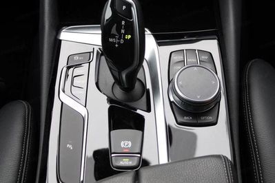 BMW Seria 5 520d xDrive Sport Line sport-aut