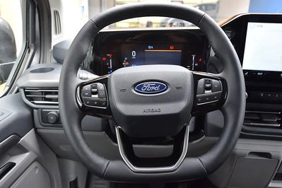 Ford Tourneo Custom L2H1 Titanium 320 A8 AWD