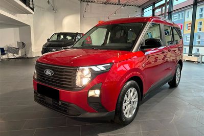 Ford Tourneo Courier Titanium