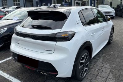 Peugeot 208 GT e-DCS6 1.2 mHEV