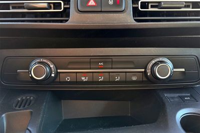 Citroen Berlingo L1H1 Feel AT
