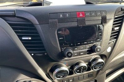 Iveco Daily DAILY 70C18 Zabudowa + Tył spanie