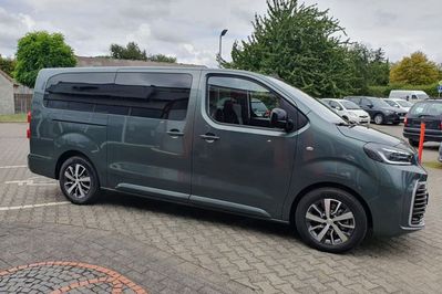 Toyota Proace Verso Long Business