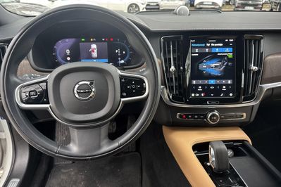 Volvo V90 Cross Country B5 D AWD Pro