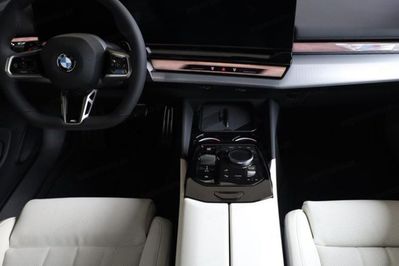 BMW Seria 5 520d xDrive M Sport