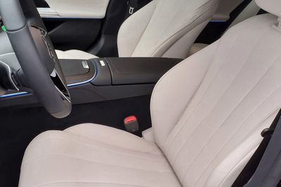 Mercedes Klasa E 200  4-Matic Avantgarde