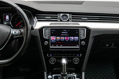 Volkswagen Passat 1.8 TSI R-Line DSG