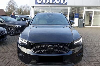 Volvo XC40 B4 Plus Black Edition