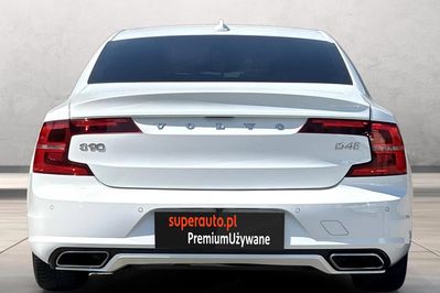 Volvo S90 D4 R-Design