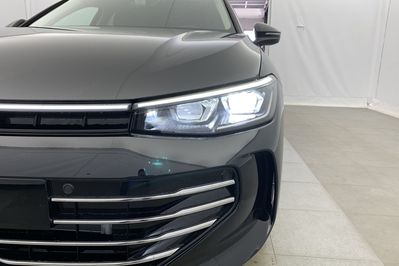 Volkswagen Passat Elegance 1.5 eTSI DSG6