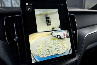 Volvo XC60 T6 Plug-In Hybrid AWD Ultra Black Edition