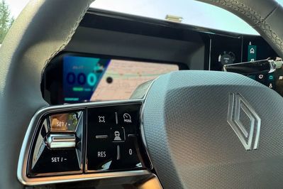 Renault R4 Techno 52kWh Comfort Range