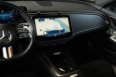 Mercedes E Klasa E 220 d mHEV 4-Matic AMG 9G-Tronic