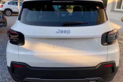 Jeep Avenger LONGITUDE 1.2 T3 mHEV FWD eDCT6