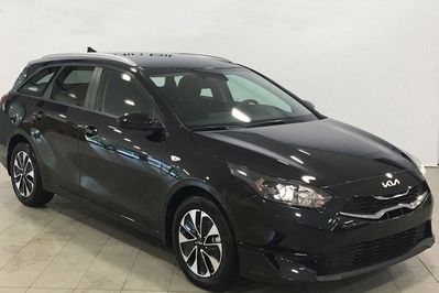 Kia Ceed 1.5 T-GDI M