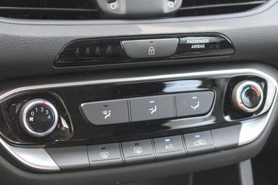 Hyundai i30 1.5 T-GDI Modern