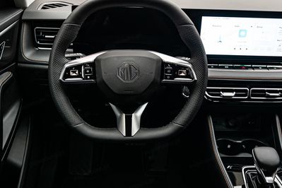 MG HS 1.5T HEV+ Exclusive aut