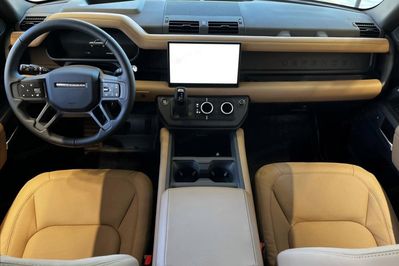 Land Rover Defender 110 3.0 D250 X-Dynamic HSE