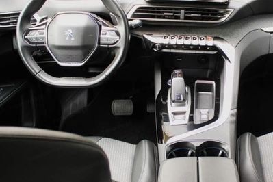 Peugeot 5008 2.0 BlueHDi Allure S&S EAT8