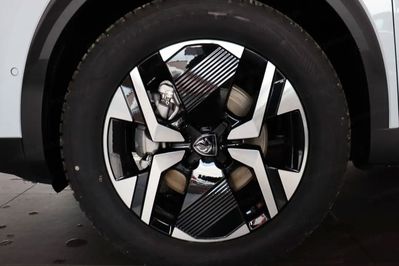 Peugeot 2008 GT e-DCS 1.2 mHEV