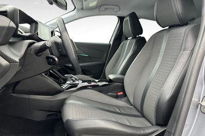 Peugeot 208 Allure BEV 50kWh AT