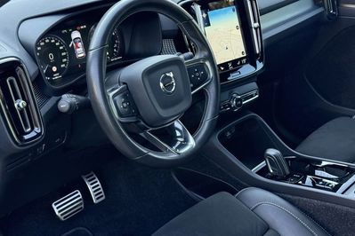 Volvo XC40 B4 B R-Design