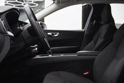 Volvo XC60 B4 B Momentum Pro