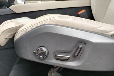 Volvo XC90 T8 AWD Plug-In Hybrid Ultra Bright 7os aut