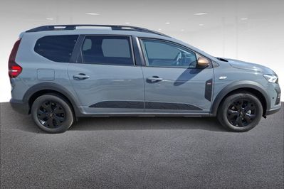 Dacia Jogger Extreme+ 1.6 Hybrid AT 7-miejsc