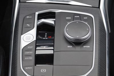 BMW Seria 3 Touring 320d xDrive M Sport