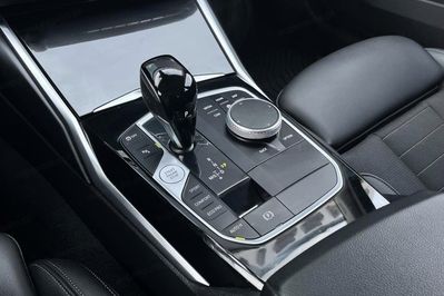 BMW Seria 3 Touring 320d xDrive Sport Line