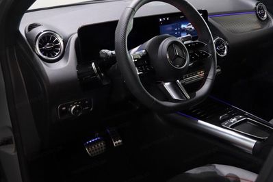 Mercedes GLA 200  AMG Line