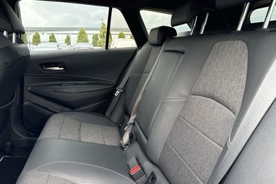 Toyota Corolla 1.8 Hybrid Style