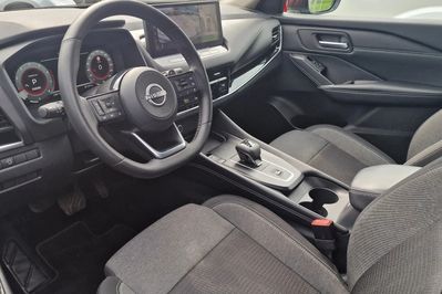 Nissan Qashqai 1.3 DIG-T N-Connecta Xtronic