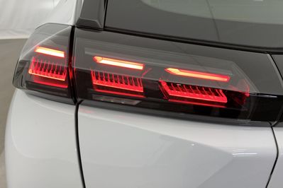 Peugeot 2008 STYLE 1.2 PureTech