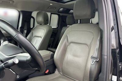 Land Rover Defender 110 2.0 P400e PHEV XS Edition