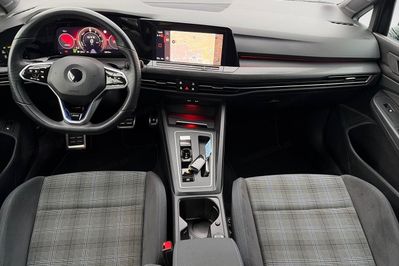 Volkswagen Golf GTE 1.4 eHybrid DCT