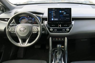 Toyota Corolla Cross 2.0 Hybrid Style