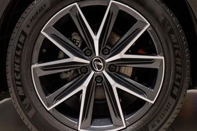 Lexus LBX Hybrid Cool