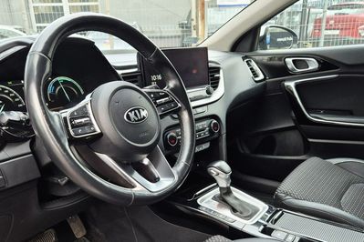 Kia Ceed 1.6 GDI PHEV L Business Line DCT
