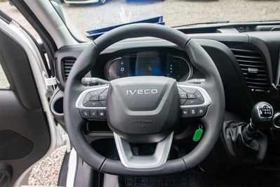 Iveco Daily 35S18 Kontener 8EP + Winda