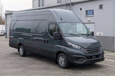 Iveco Daily 35S18 V Hi-Matic 18m3 L4H3