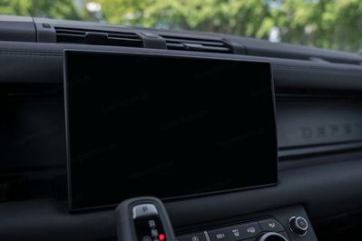 Land Rover Defender 110 D350 X-Dynamic SE