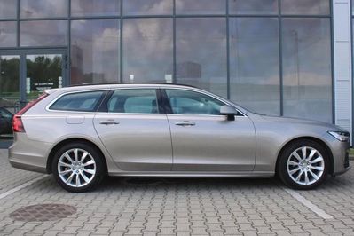 Volvo V90 B4 D Momentum Pro